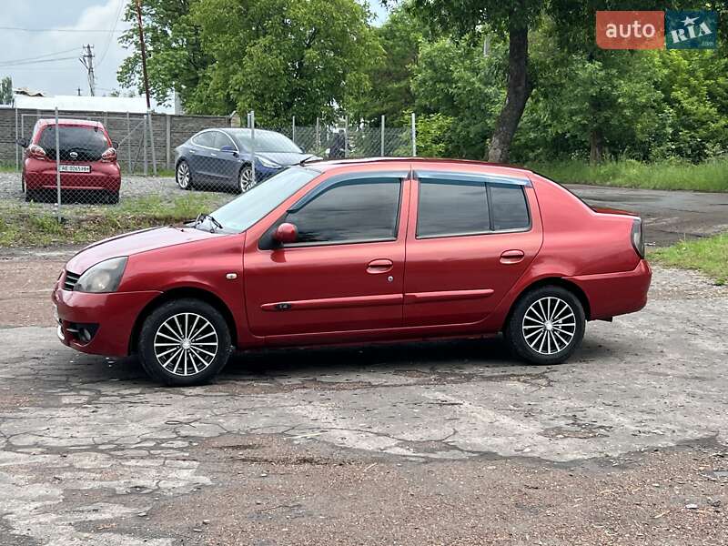 Хетчбек Renault Clio 2006 в Шептицькому