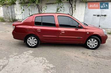 Седан Renault Clio 2006 в 