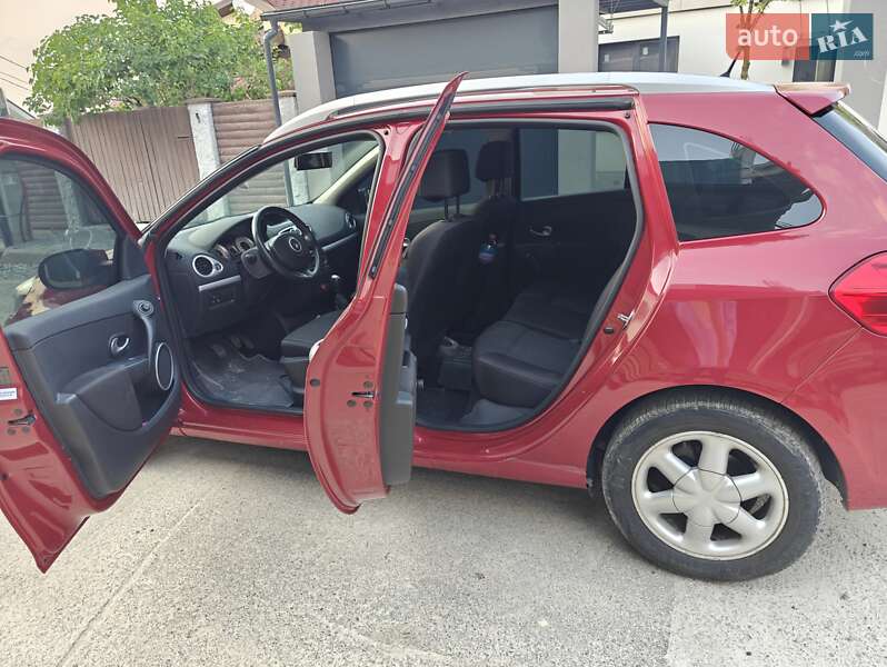 Универсал Renault Clio 2010 в Киеве