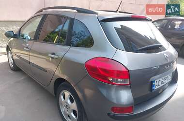 Хэтчбек Renault Clio 2010 в 