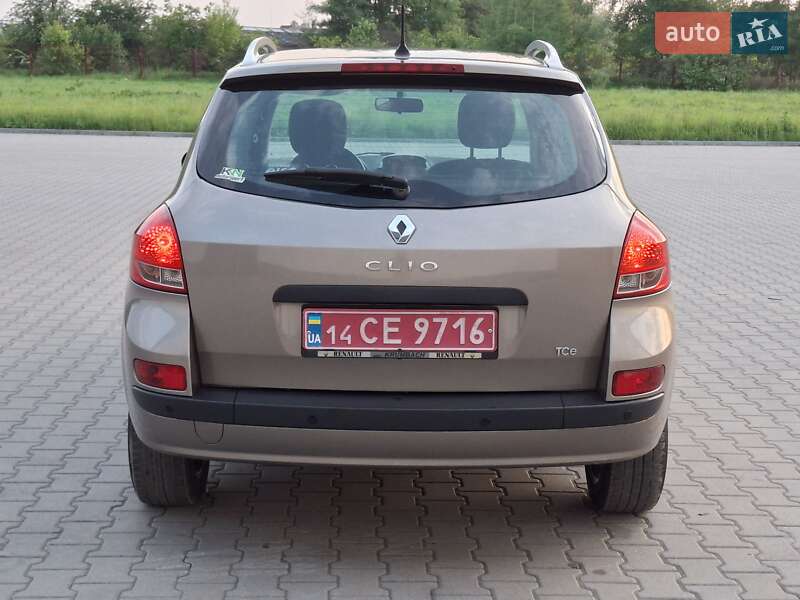 Універсал Renault Clio 2011 в Калуші