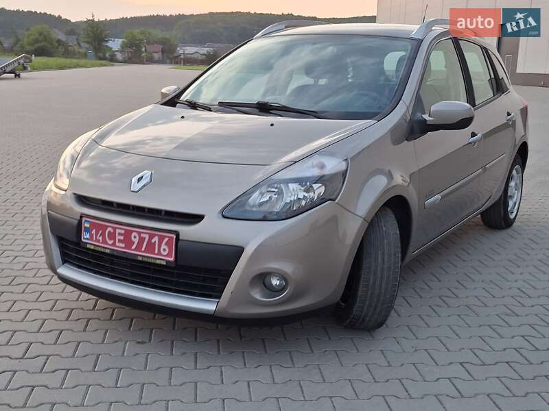 Універсал Renault Clio 2011 в Калуші