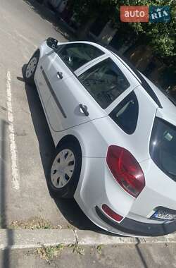 Универсал Renault Clio 2012 в 