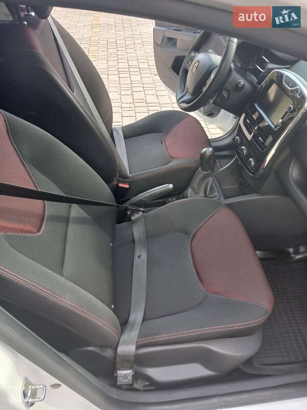 Универсал Renault Clio 2013 в Владимирце