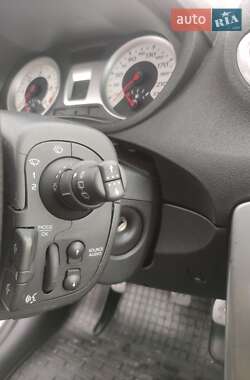 Хэтчбек Renault Clio 2011 в 