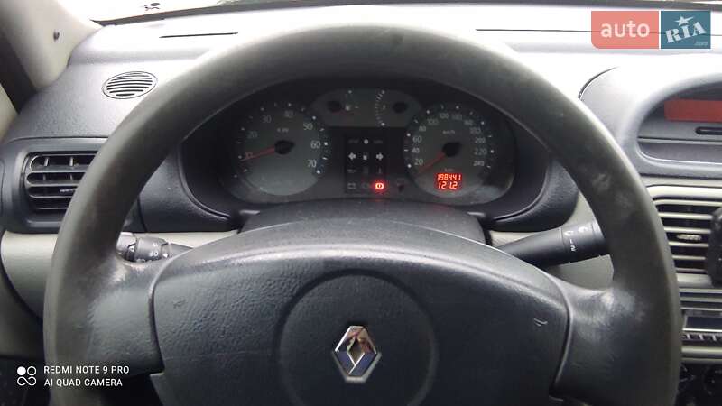 Седан Renault Clio 2005 в Новом Роздоле фото 11 Седан Renault Clio 2005 в Новом Роздоле