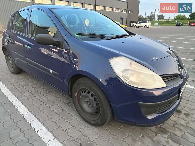 Хэтчбек Renault Clio 2008 в Львове
