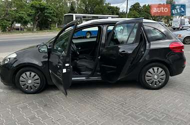 Хэтчбек Renault Clio 2010 в 