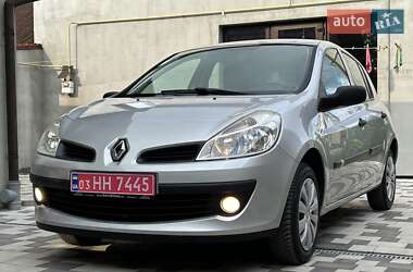 Хэтчбек Renault Clio 2008 в 