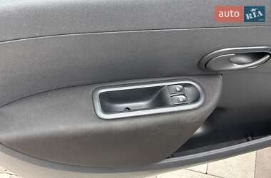 Хэтчбек Renault Clio 2008 в 