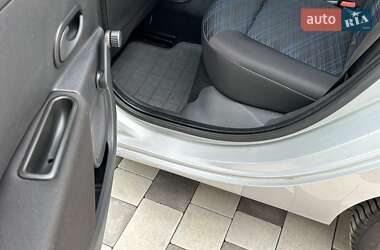 Хэтчбек Renault Clio 2008 в 