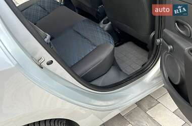 Хэтчбек Renault Clio 2008 в 