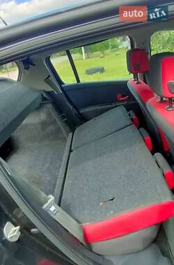 Хэтчбек Renault Clio 2008 в 