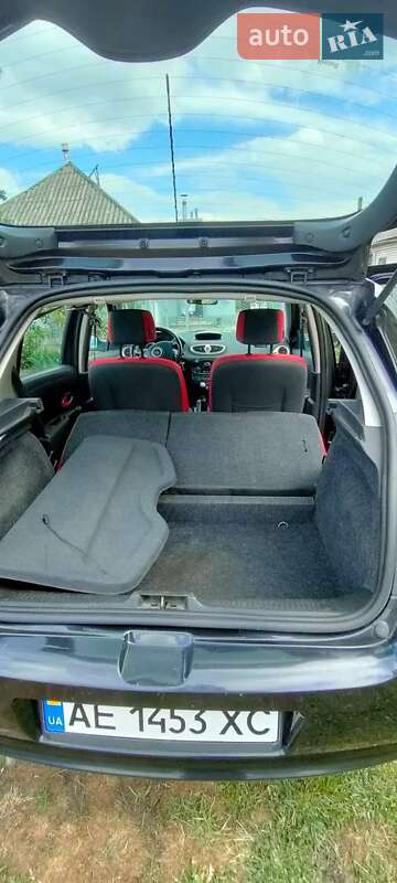 Хэтчбек Renault Clio 2008 в Синельниково