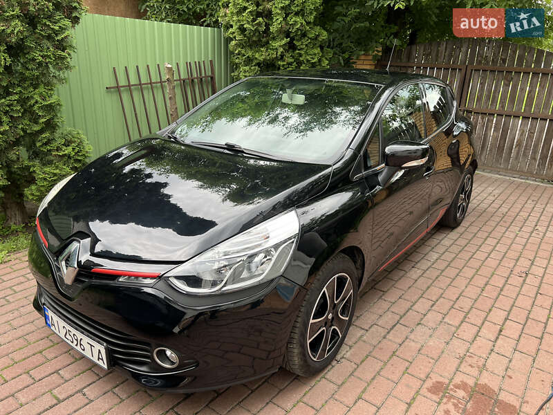 Хэтчбек Renault Clio 2014 в 
