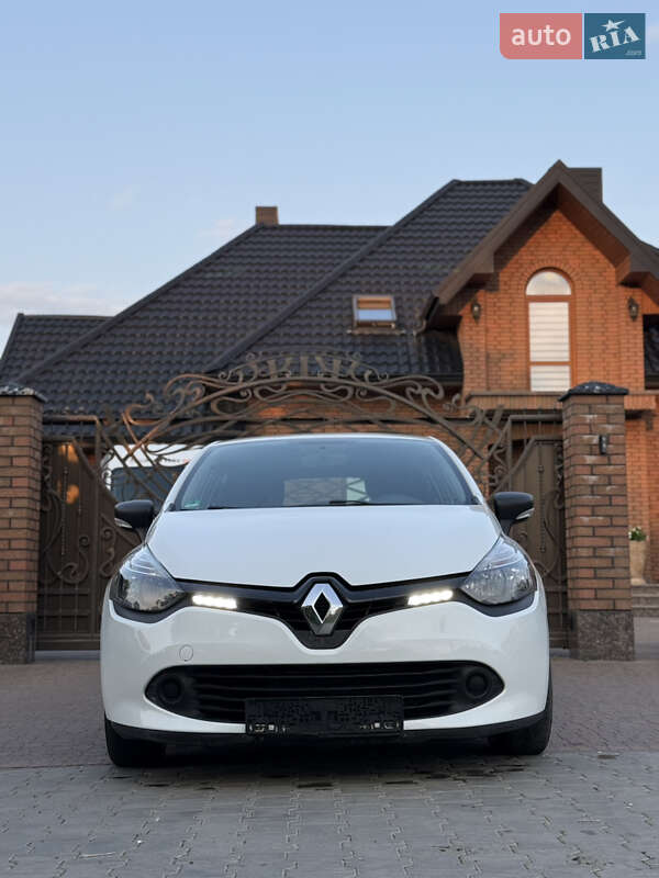 Хэтчбек Renault Clio 2014 в 
