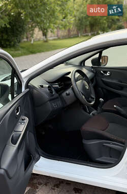 Хэтчбек Renault Clio 2014 в 