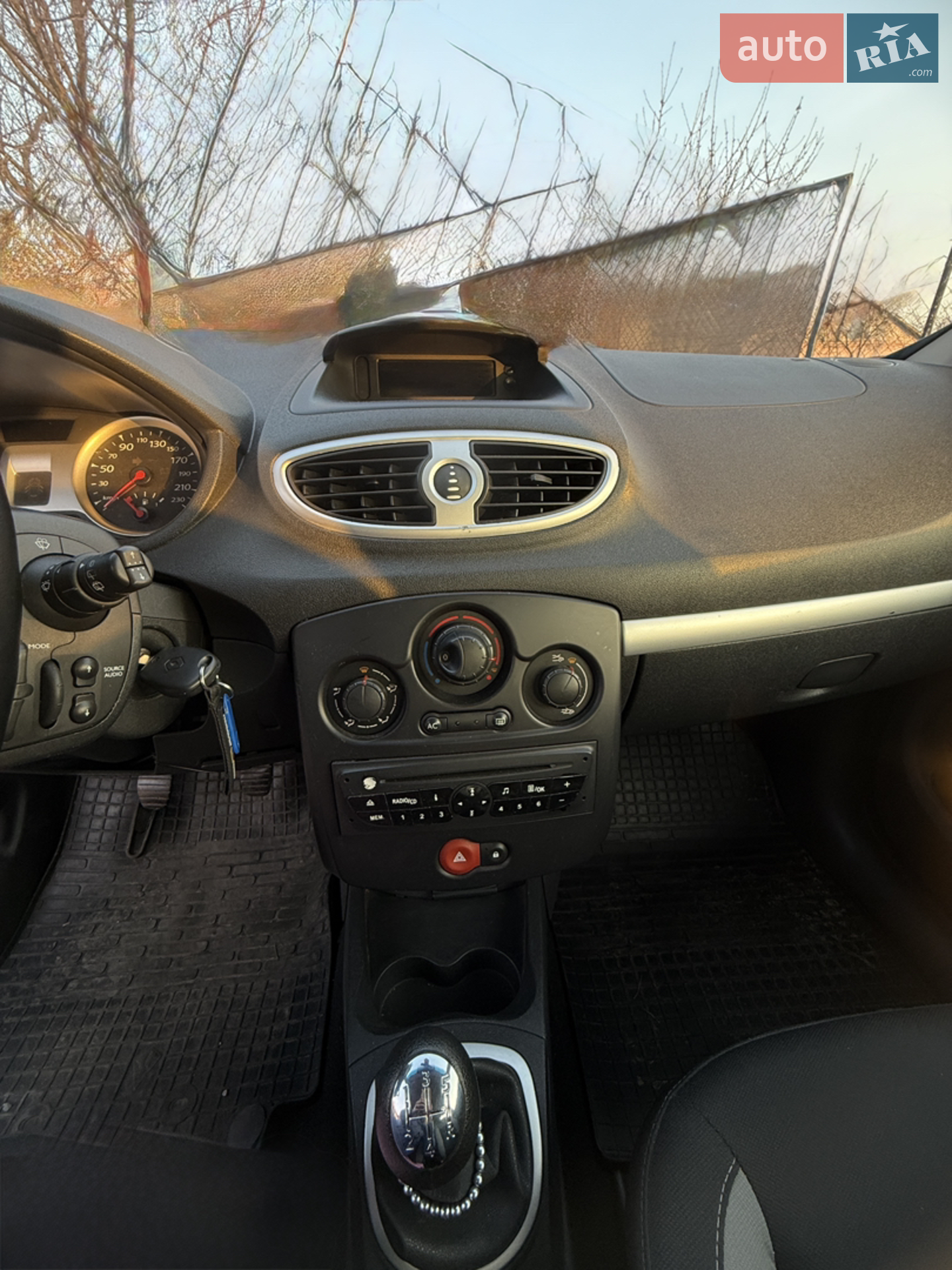 2011 Renault Clio - мініатюра 15