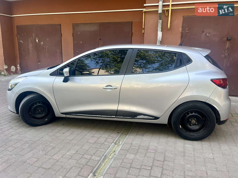 Хэтчбек Renault Clio 2013 в Ивано-Франковске
