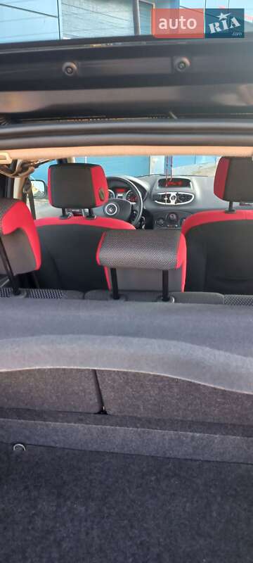Хэтчбек Renault Clio 2007 в Ивано-Франковске фото 71 Хэтчбек Renault Clio 2007 в Ивано-Франковске