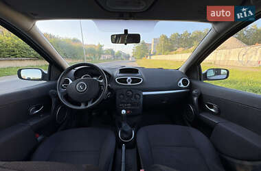 Универсал Renault Clio 2007 в 