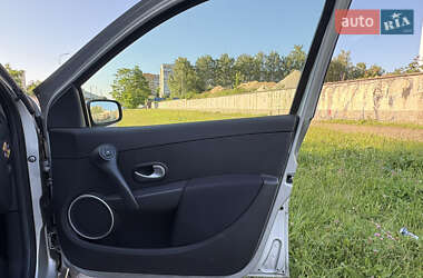 Универсал Renault Clio 2007 в 