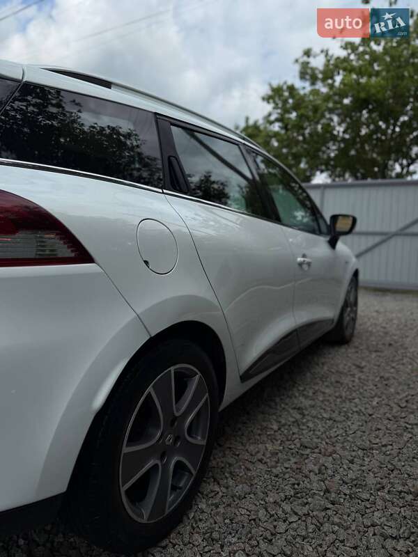 Универсал Renault Clio 2015 в Ровно