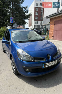 Хэтчбек Renault Clio 2008 в 