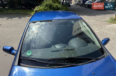 Хэтчбек Renault Clio 2008 в 