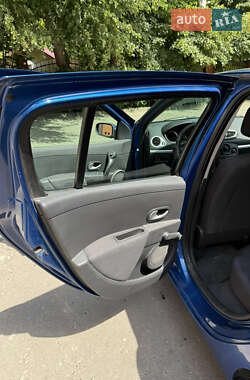 Хэтчбек Renault Clio 2008 в 