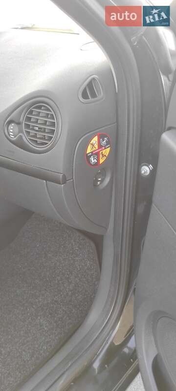 Хетчбек Renault Clio 2011 в Львові