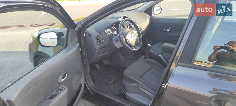 Хетчбек Renault Clio 2011 в Львові