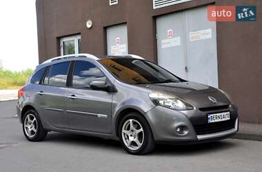 Универсал Renault Clio 2011 в Львове