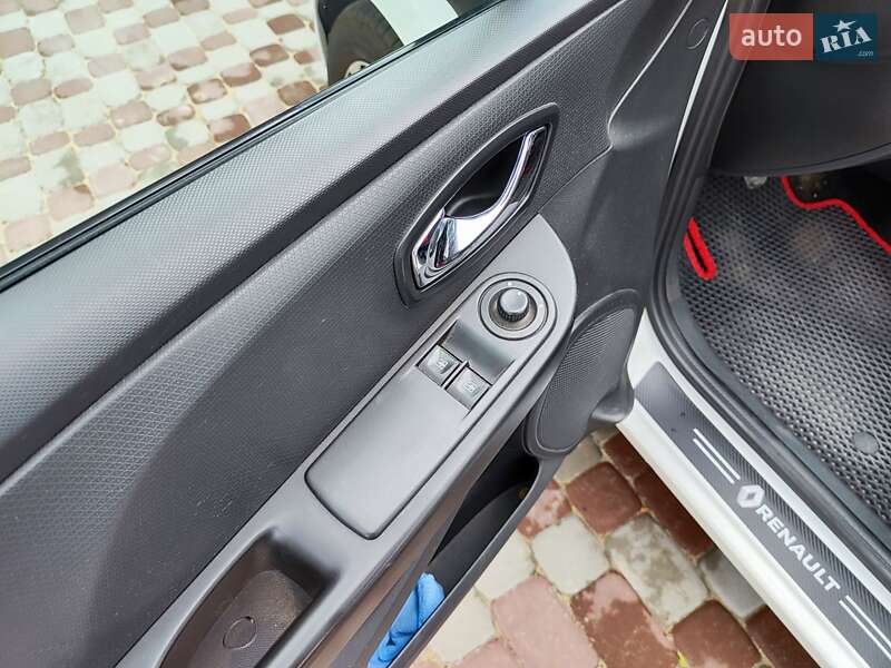 Универсал Renault Clio 2014 в Черкассах