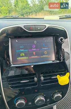 Универсал Renault Clio 2016 в 