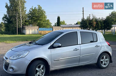Хетчбек Renault Clio 2011 в 