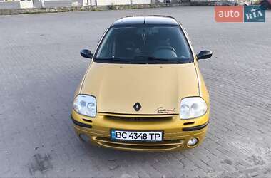 Хэтчбек Renault Clio 2001 в 
