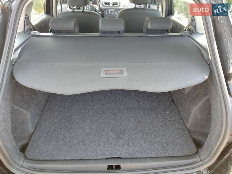 Универсал Renault Clio 2010 в Днепре