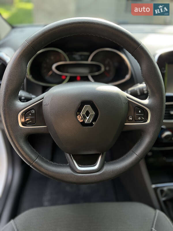 Хэтчбек Renault Clio 2017 в Киеве