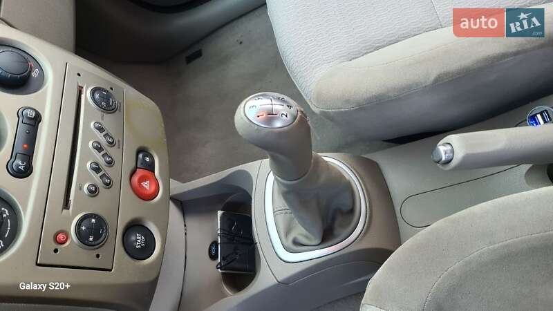 Хэтчбек Renault Clio 2007 в Борисполе