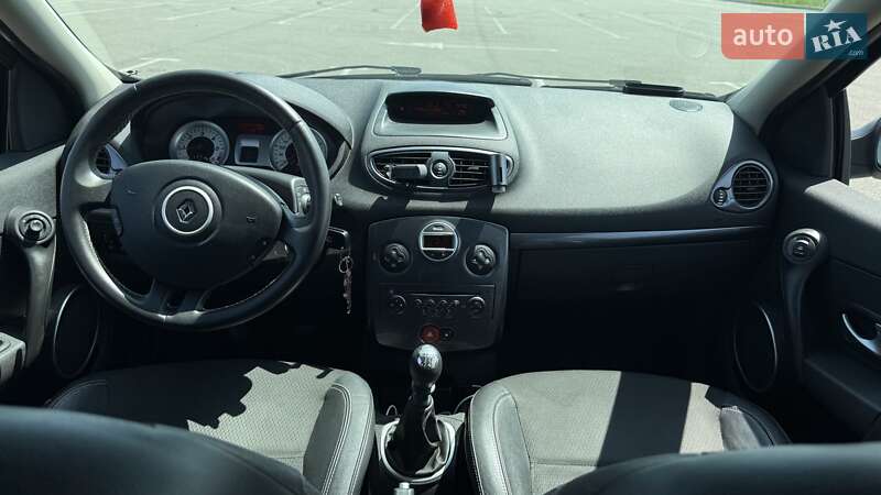 Универсал Renault Clio 2008 в Ровно