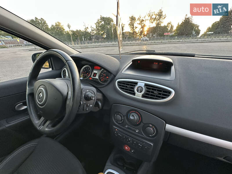 Універсал Renault Clio 2009 в Первомайську