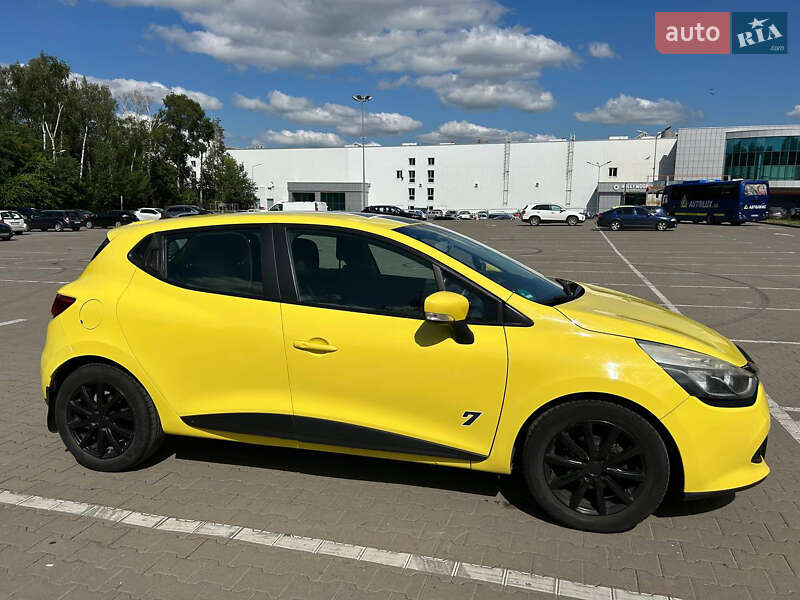Хэтчбек Renault Clio 2012 в Чернигове
