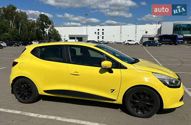 Хэтчбек Renault Clio 2012 в 