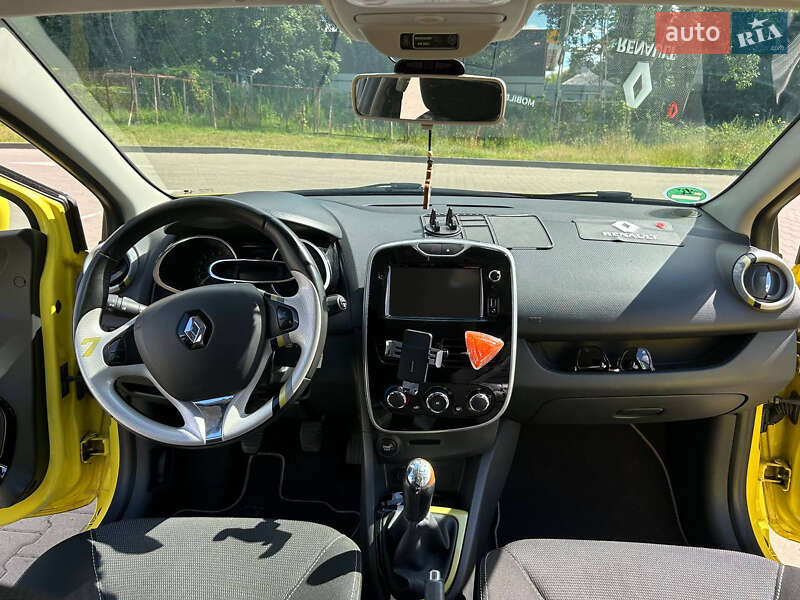 Хэтчбек Renault Clio 2012 в Чернигове