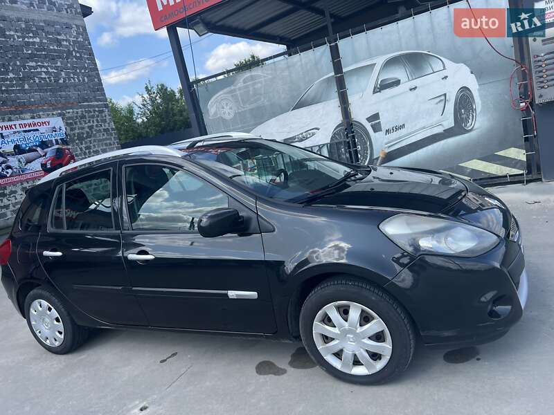Універсал Renault Clio 2012 в Івано-Франківську