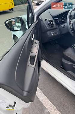 Хэтчбек Renault Clio 2016 в 