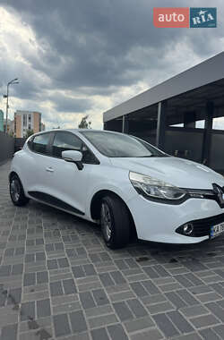 Хетчбек Renault Clio 2013 в 