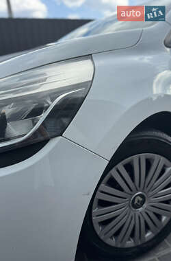 Хетчбек Renault Clio 2013 в 