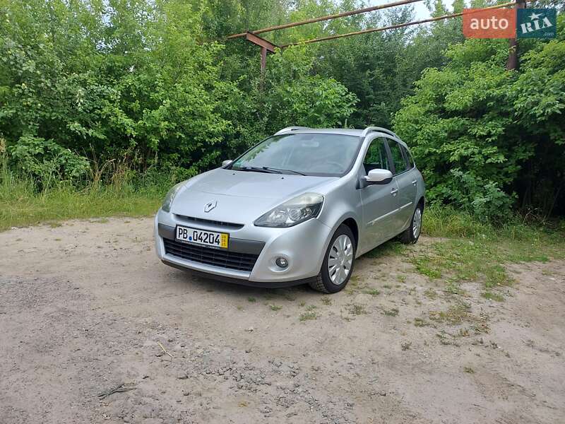 Универсал Renault Clio 2010 в 